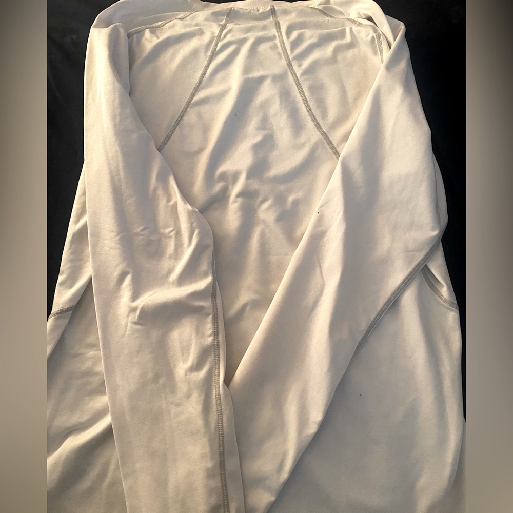 Tight long sleeve baleaf